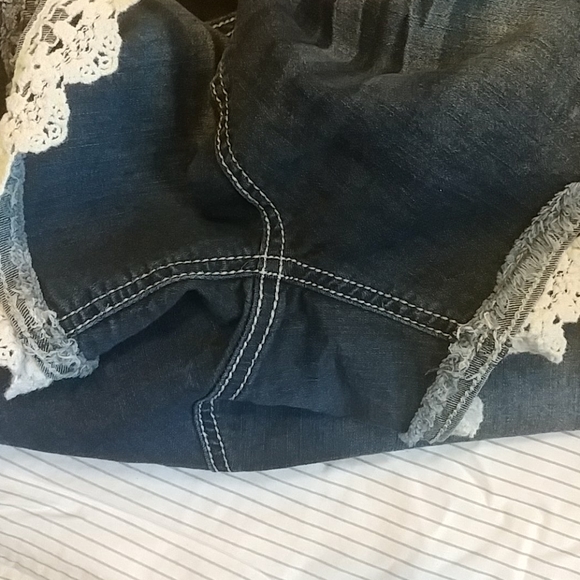 Blue pearl jean shorts - Picture 5 of 5